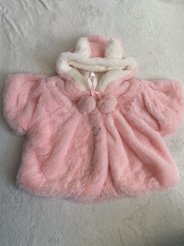 Baby girl fluffy - fluffy, cape
